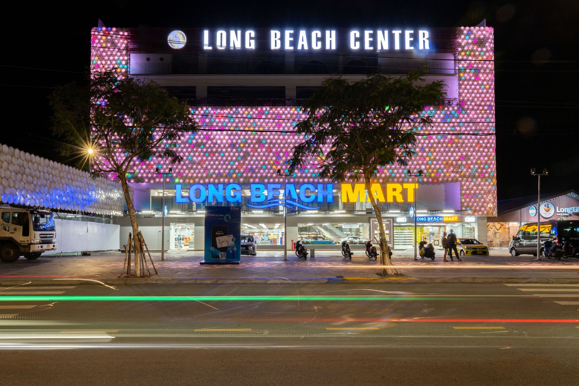 Ghé Long Beach Center